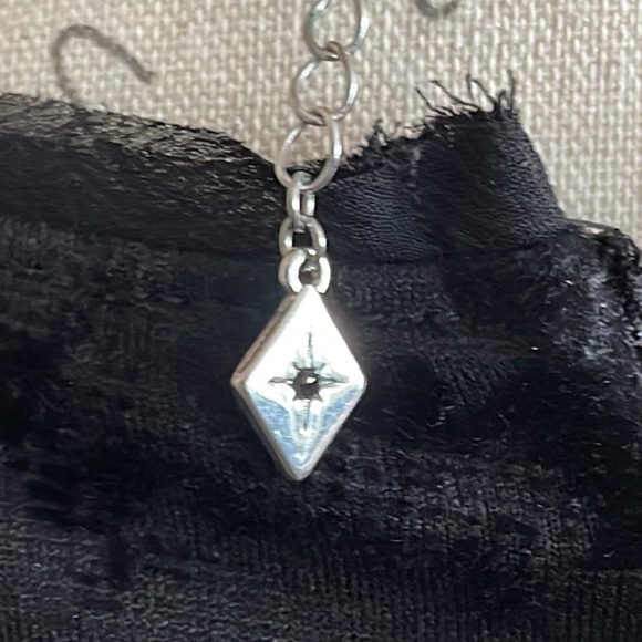 Christian Seriano Silver NY three with heart and toggle and crystals CSNY - Picture 8 of 9